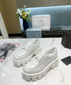 Luxus Prada Rutschfeste Schuhe Plateauschuhe Lederschuhe Real Price perfekt einen eleganten