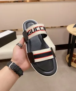 Luxus Gucci Hausschuhe Hochwertige neueste Kreation direkt offiziell