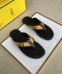 Hochwertige Fendi Hausschuhe. Klassische Hausschuhe