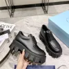 Premium Prada Rutschfeste Schuhe Plateauschuhe Lederschuhe Stilvoll bequem gleichzeitig diese Schuhe