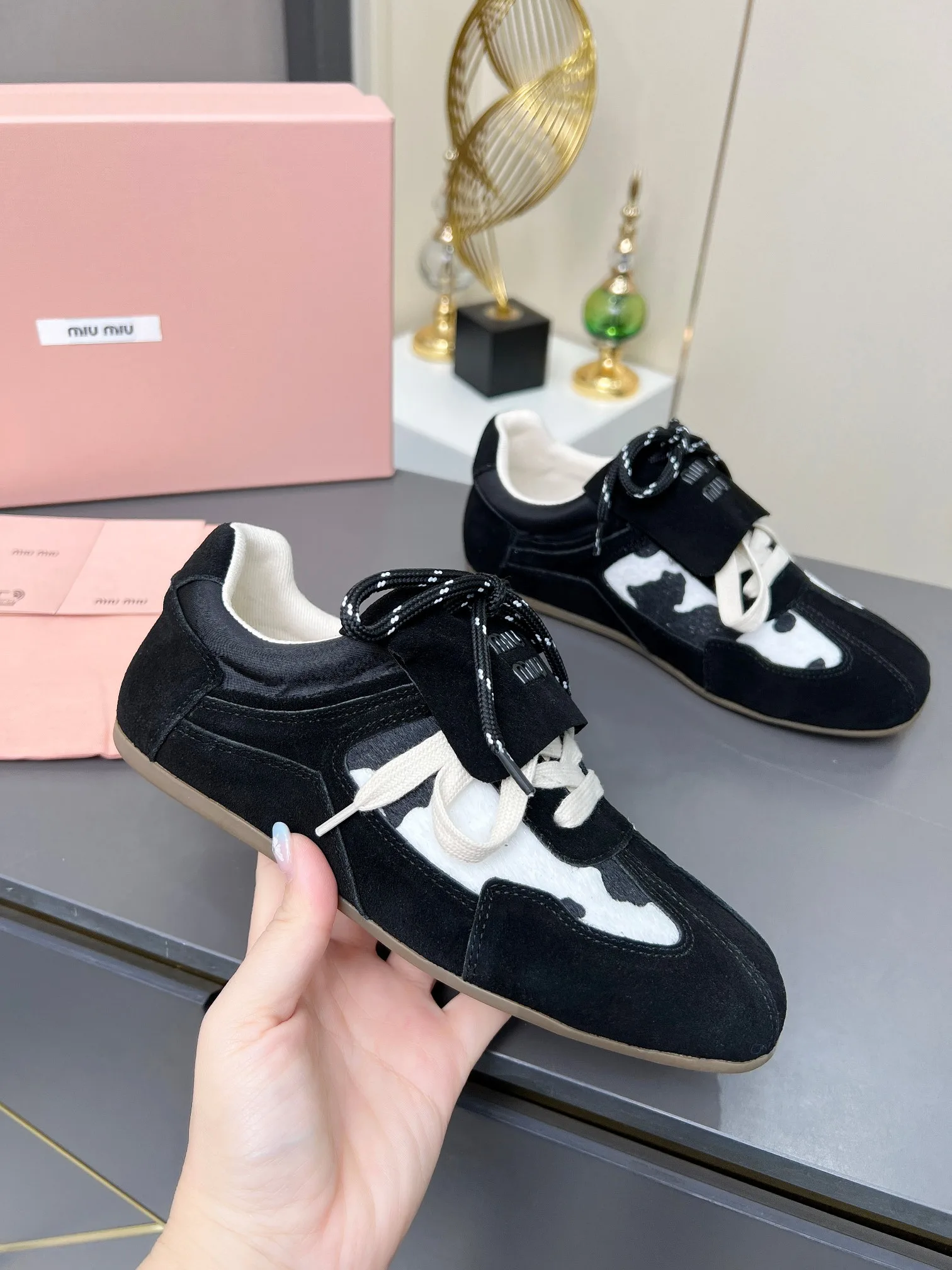 Premium Miu Miu Turnschuhe Frühjahr Neueste Lässige Deutsche Trainingsschuhe