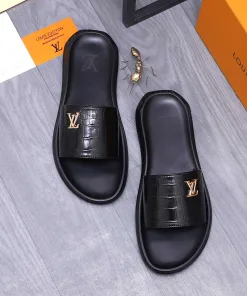 Premium Louis Vuitton Lederschuhe LOUIS VUITTON Hausschuhe Fällt größengerecht