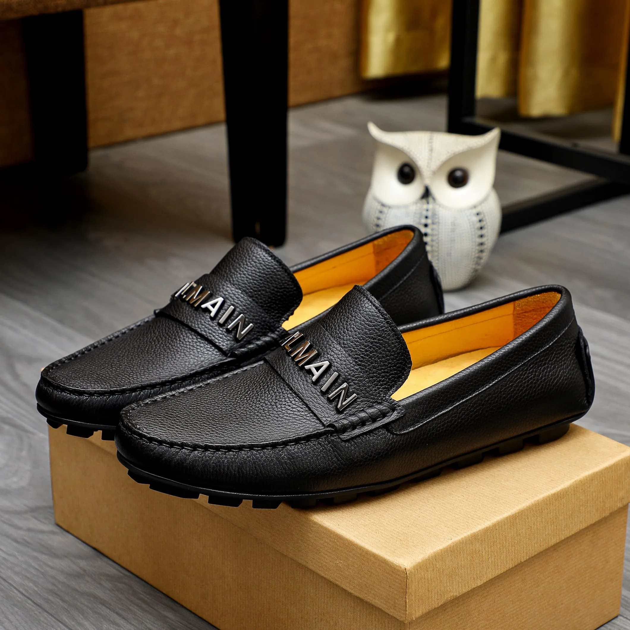 Hochwertige Balmain Lederschuhe BALMAIN Slipper Fällt größengerechte Bestellung