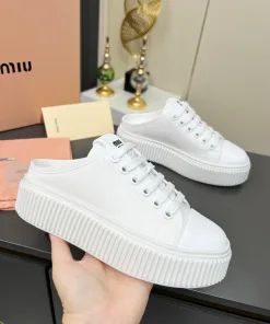 Premium Miu Miu Einzelne Schuhe Lederschuhe weiße Turnschuhe Weiße Absatz leichter Schuh femininem