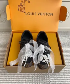 Luxus Louis Vuitton Turnschuhe Originalpreis neueste SNEAKERINA jetzt Größen