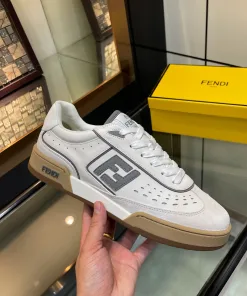 Luxus Fendi Turnschuhe Originalpreis Hochwertige Originalware Obermaterial Ultraleichte