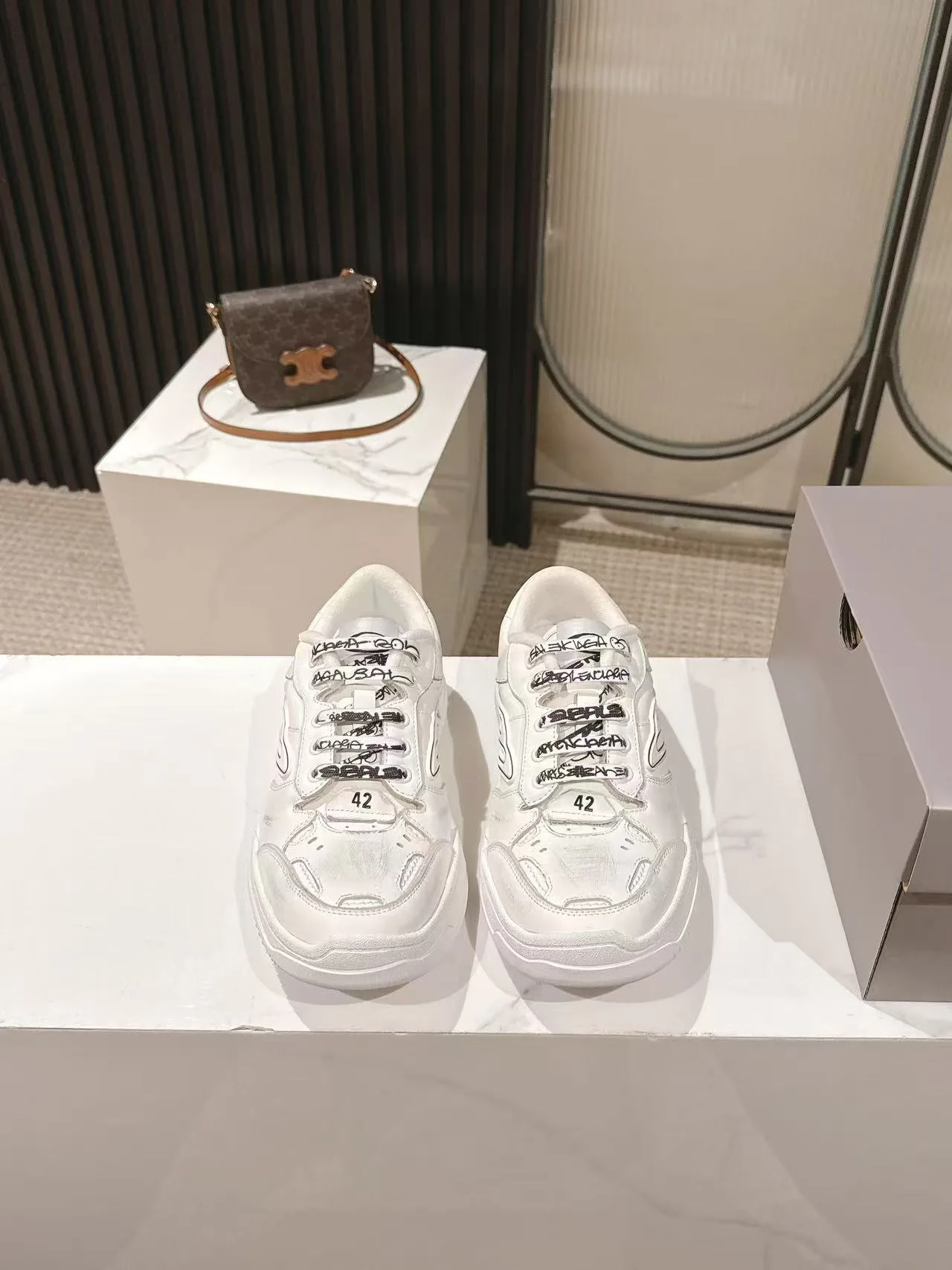 Premium Balenciaga Turnschuhe Echter große Stückzahl neueste Balenciaga