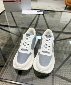 Premium Prada Turnschuhe Neue Größen hochwertigste Ausführung Markt