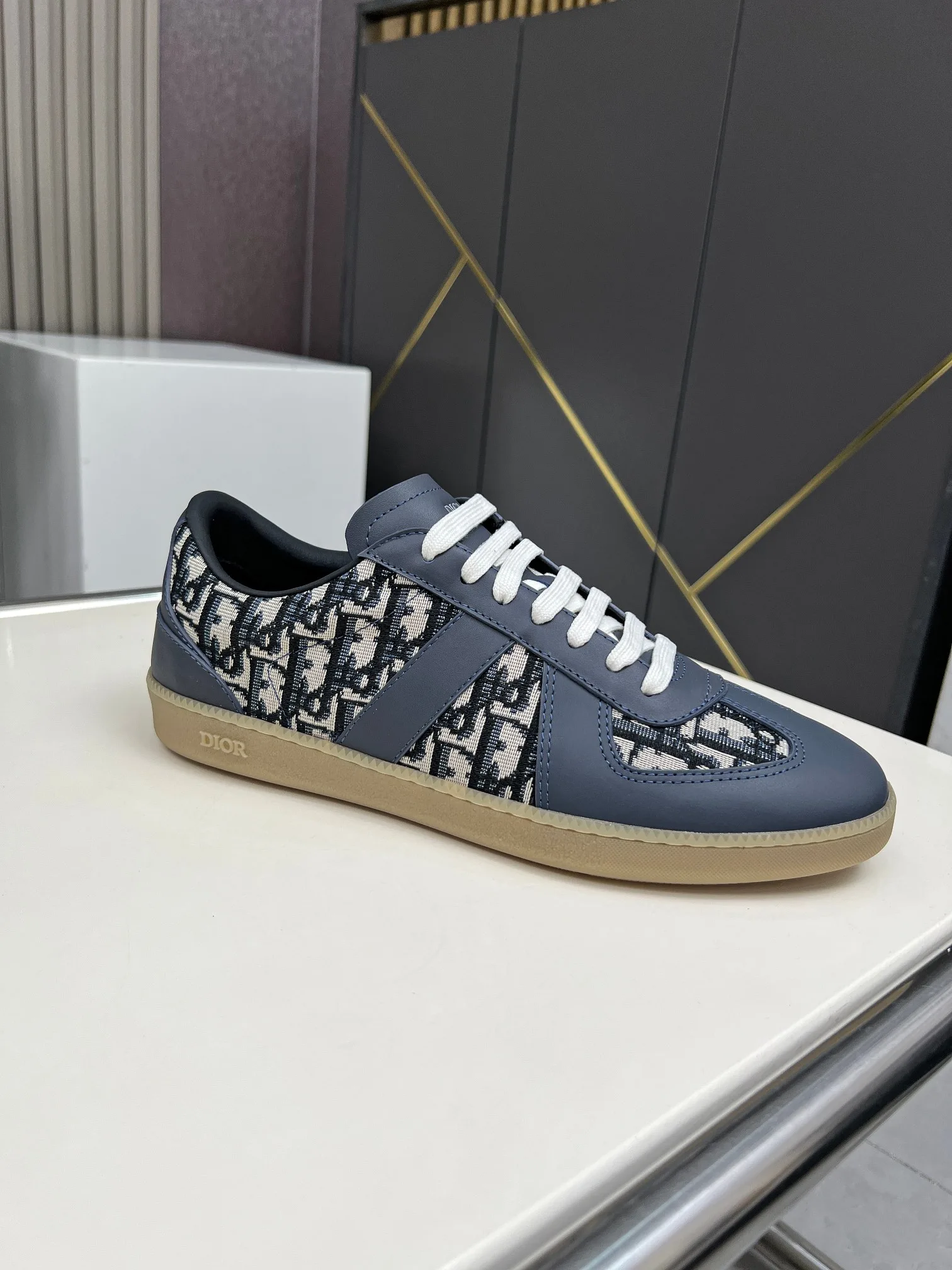 Hochwertige Dior Rutschfeste Schuhe Dunkelblaues Vollnarbenleder Rind passendem komplett