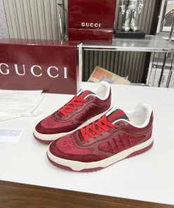 Luxus-Gucci-Turnschuhe bieten eine Vielzahl verschiedener Klassiker