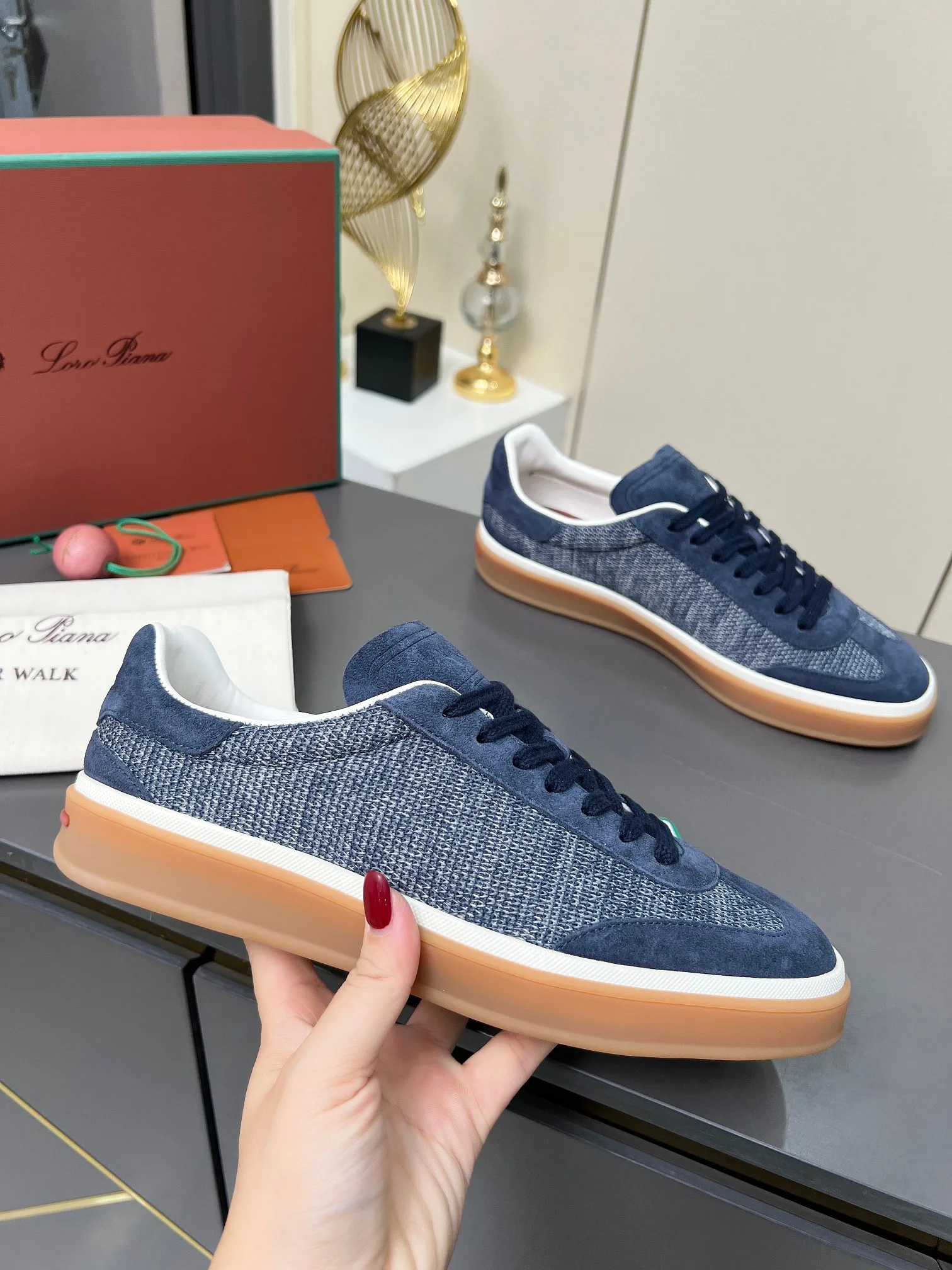 Luxus Loro Piana Lederschuhe Tennisschuhe Hochwertiger erstklassiger Zunge aus weichem Kalbsleder