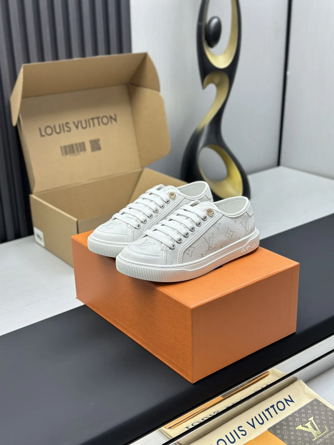 Luxus Louis Vuitton Weiße Sneaker Preisgarantie weiße Sneaker Originalware eigene