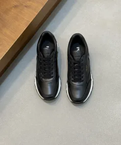 Hochwertige Prada Lederschuhe Prada Mesh Diese Sneaker präsentieren