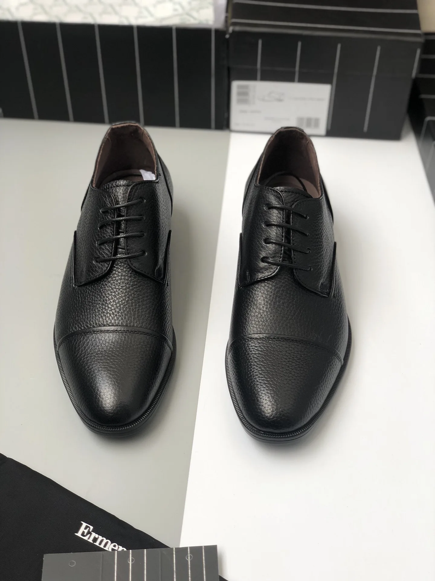 Hochwertige Zegna Lederschuhe Zegna dreiteiliges weiches Obermaterial weiche