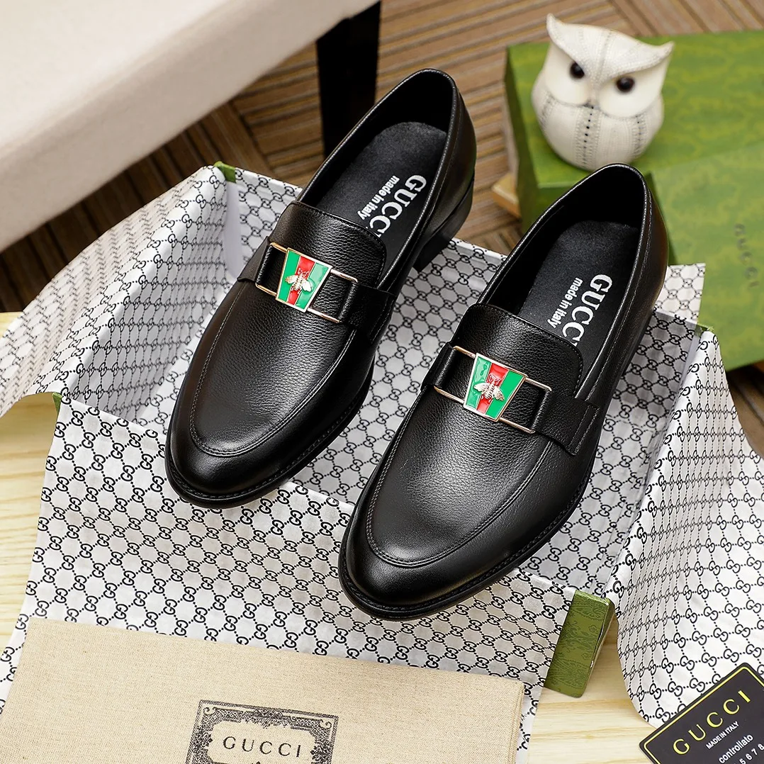 Premium Gucci Lederschuhe Aktualisierung offizielle Website