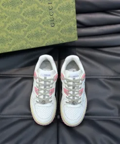 Luxury Gucci Turnschuhe präsentiert neue Paarsneaker Diese besten