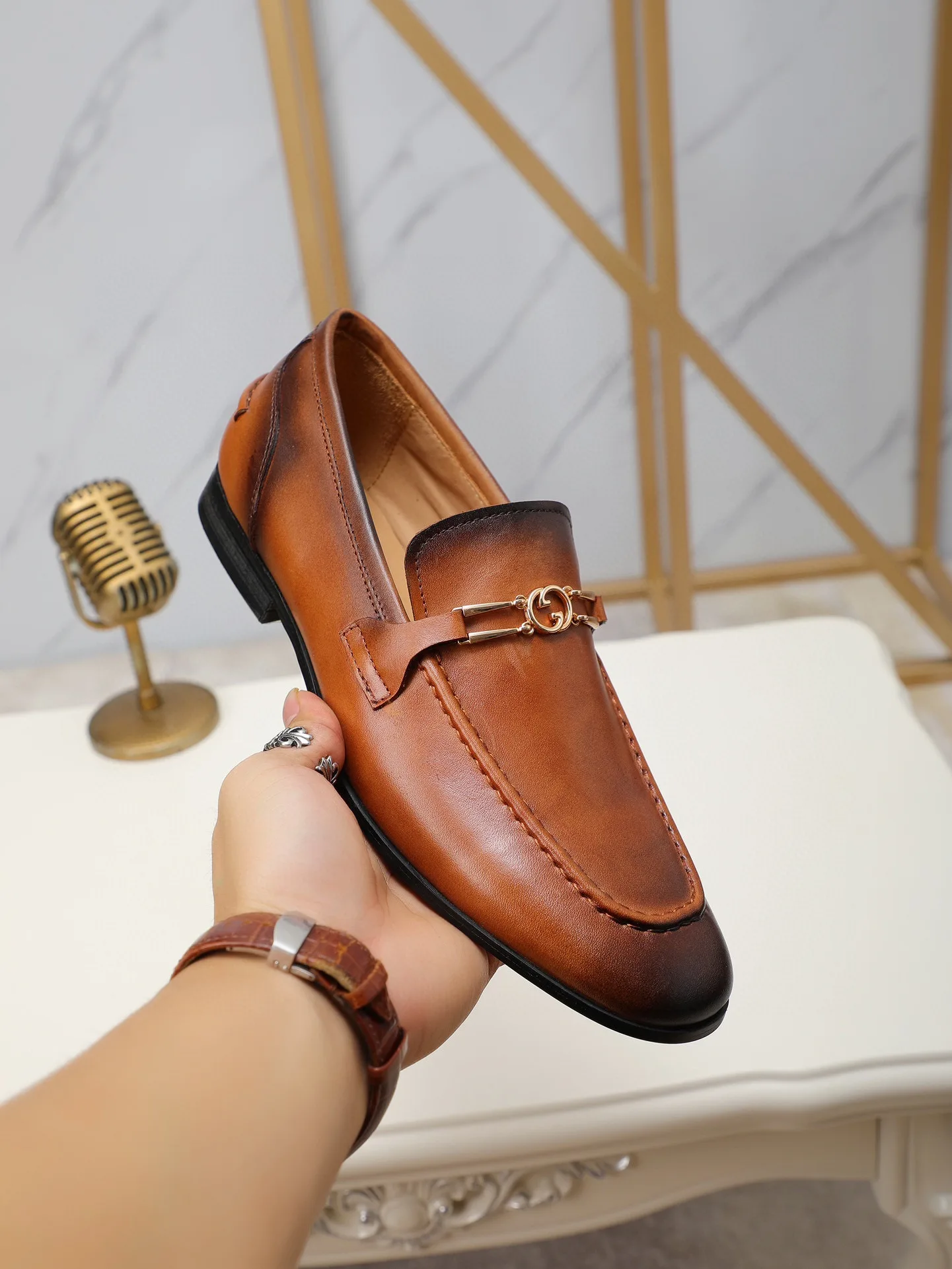 Luxus Gucci Lederschuhe Freizeitschuhe aus Leder Aktuelle Preise neueste Freizeitschuhe Leder