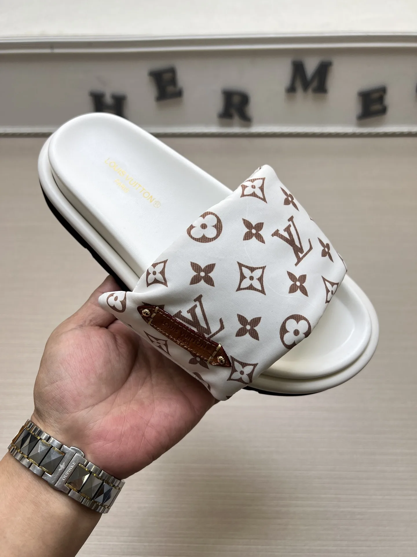 Hochwertige Louis Vuitton Hausschuhe Direkt Hersteller Neue bedruckte Louis