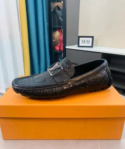 Hochwertiger Louis Vuitton Loafer opulent