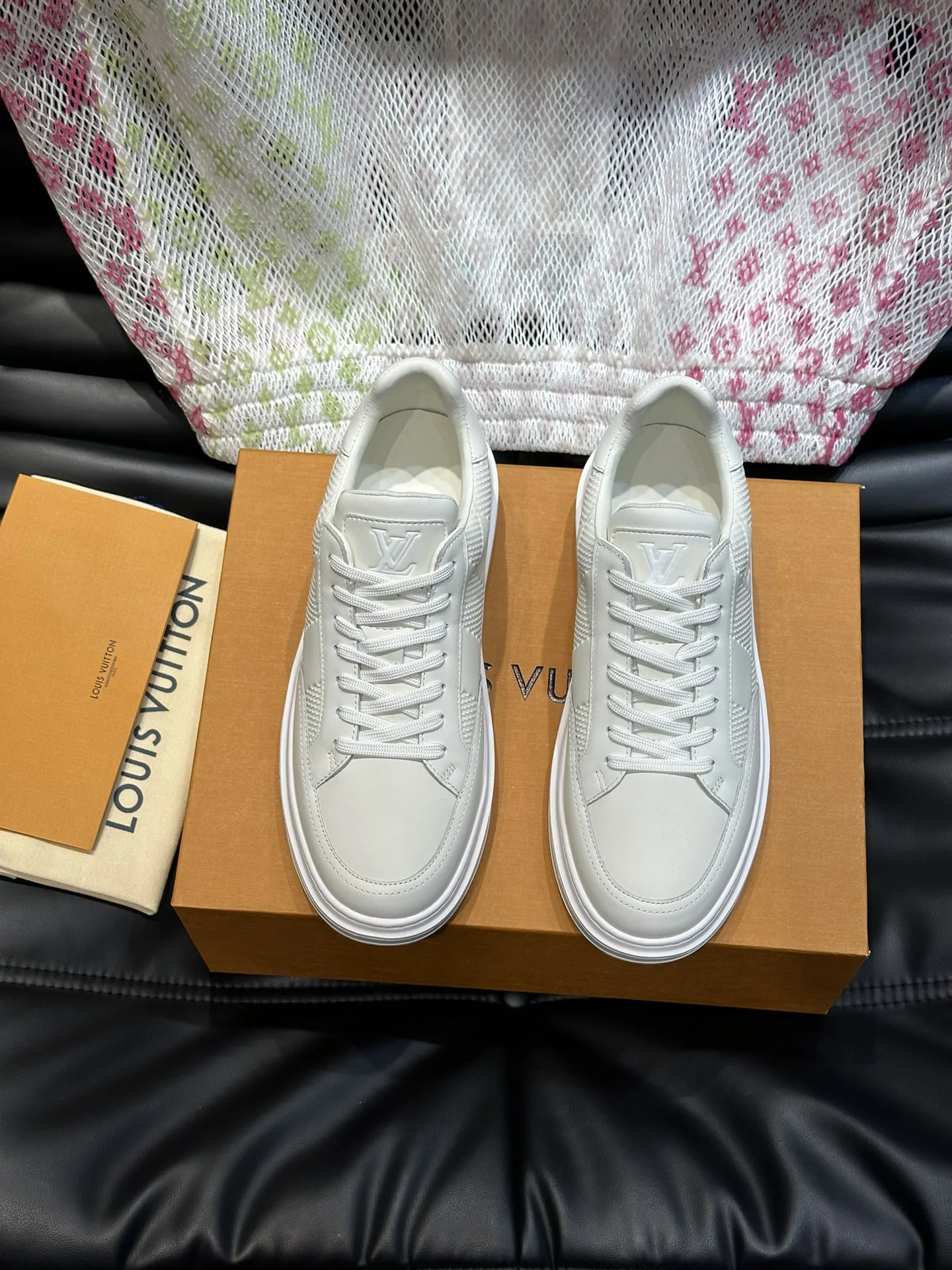 Premium Louis Vuitton FreizeitSportschuhe für Herren elegante Schuhe Neue dieses Modell Beverly Hills