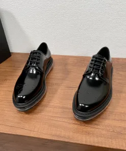 High Quality Prada DerbySchuhe Lederschuhe gepolsterte Schuhe Freizeitschuhe aus Leder Artikelnummer Prada Leder Diese originalen