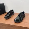 Luxus Prada Lederschuhe Freizeitschuhe aus Leder Artikelnummer Prada Classic Leder Hergestellt