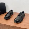 Luxus Prada Lederschuhe Freizeitschuhe aus Leder Artikelnummer Prada Classic Leder Gefertigt
