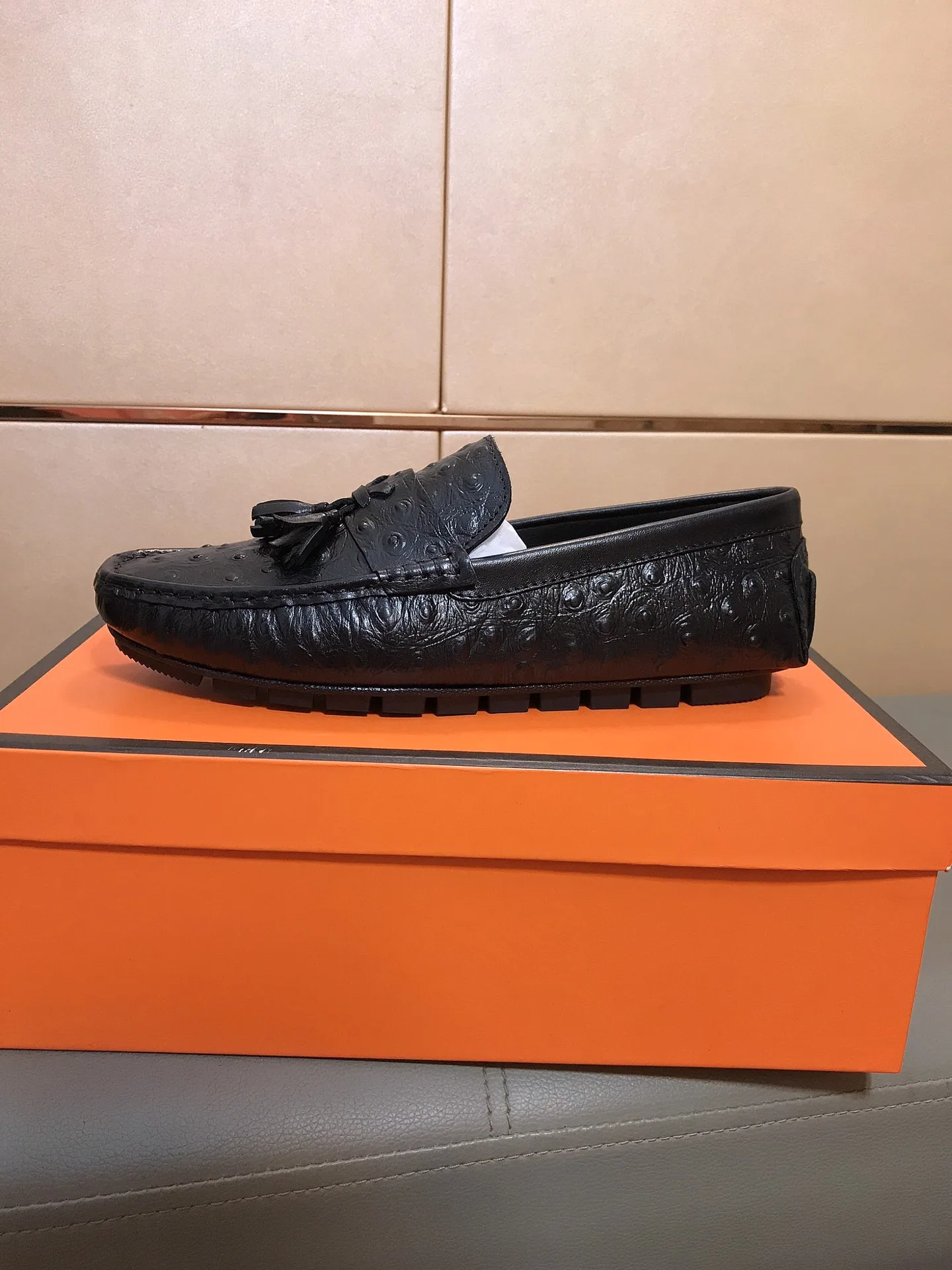 Luxus Louis Vuitton Loafer Neueste Aktuellster angesagtester Obermaterial besteht