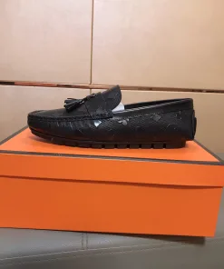 Hochwertiger Gucci Loafer Loafersschuh präsentiert neueste Kollektion Obermaterial