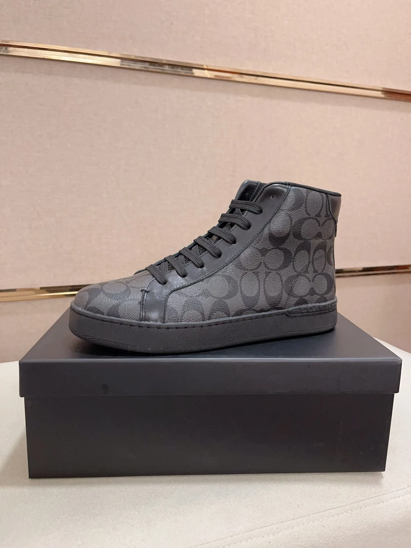 Premium Trainer Turnschuhe Lässige Schnürung stylischer vielseitiger Schuh