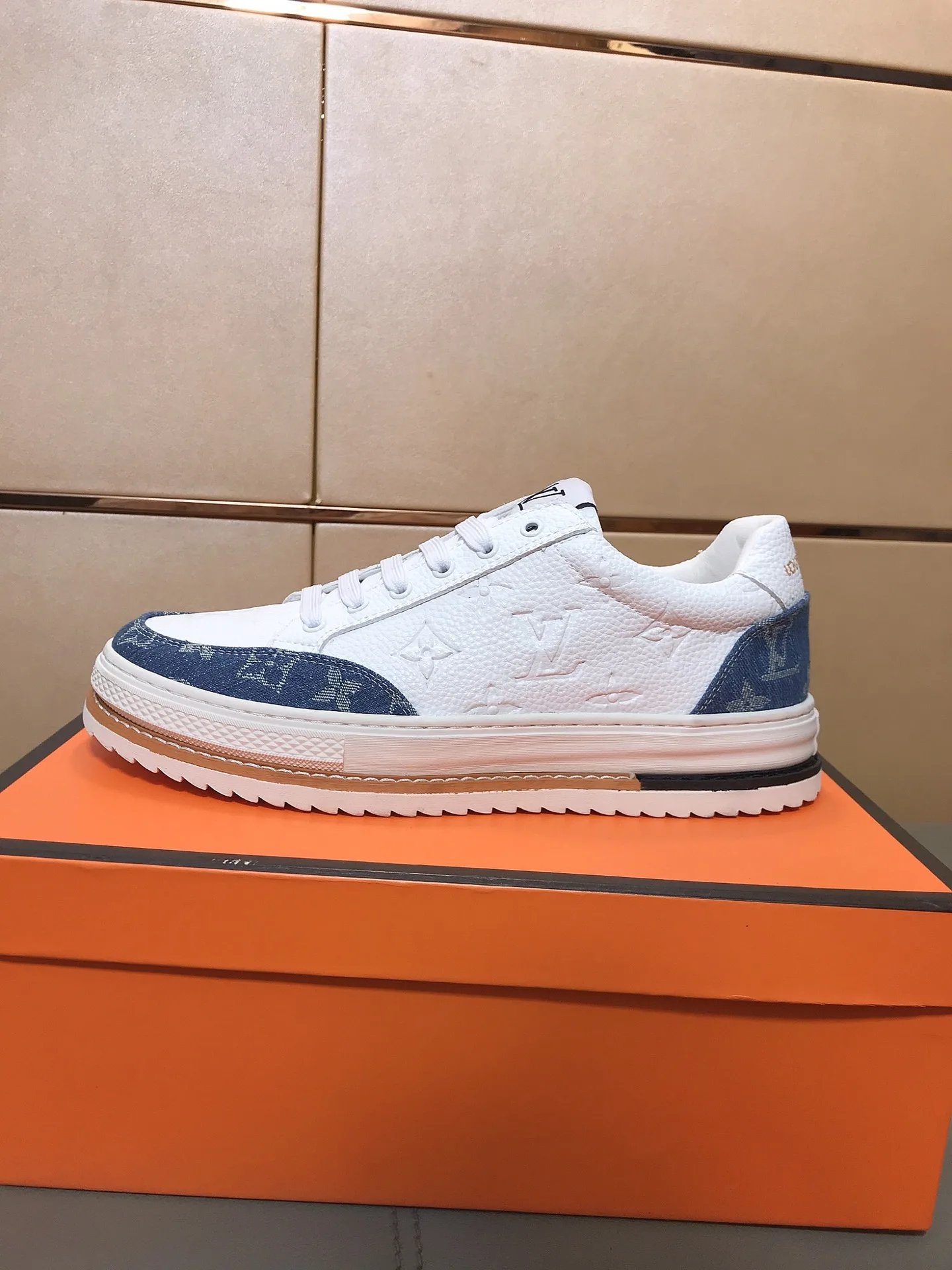 Luxus Louis Vuitton Freizeitschuhe mit hohem Schaft Koreanisches Obermaterial besteht aus geprägtem Rindsleder