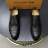 Hochwertige Louis Vuitton Lederschuhe Freizeitschuhe aus Leder Größen Anfrage Klassischer Obermaterial originalem