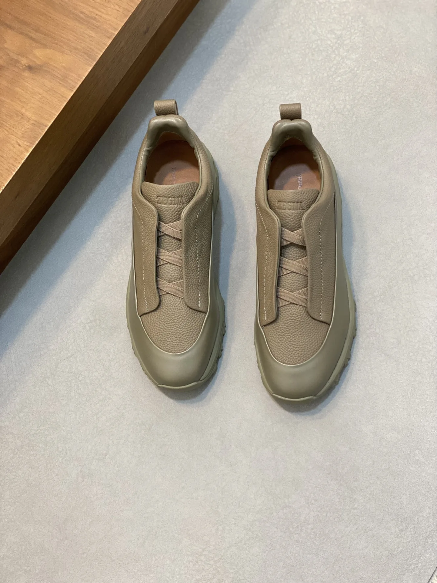 Luxury Zegna Lederschuhe Dreifachnaht MONTE Inspiriert schattigen Pfaden