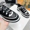 Luxus Chanel Turnschuhe Preisgarantie Double Schnürschuhe eckiger Spitze