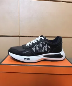 Premium Dior Lederschuhe Modische Freizeitschuhe aus markantem Obermaterial weichem