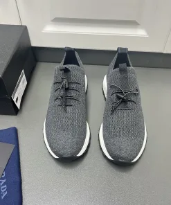 Luxus Prada Lederschuhe Neue Farbvarianten Prada Herrenschuhe erhältlich