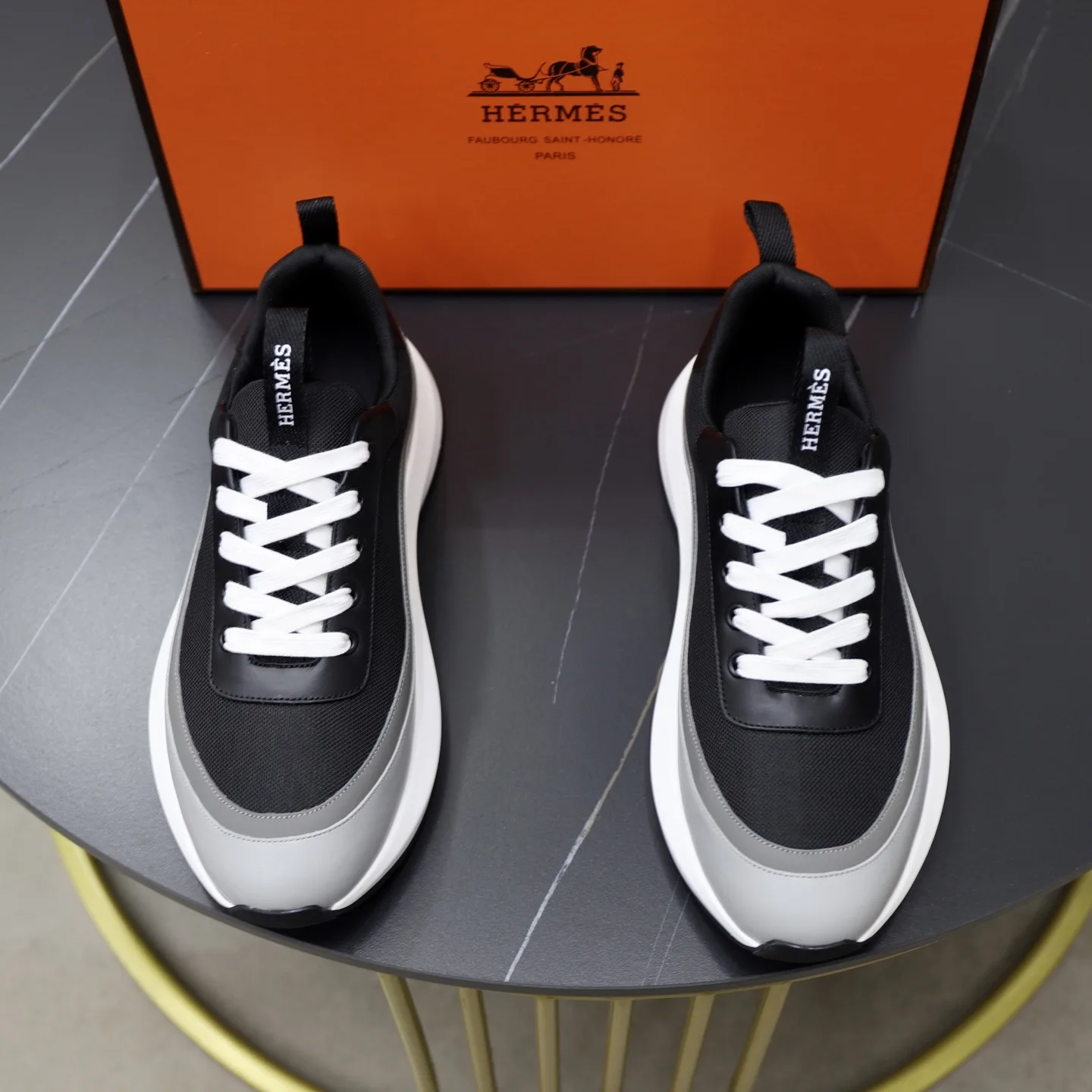 Luxus Hermes Weiße Sneaker Weiße Sneaker Marke Herms Klassisches