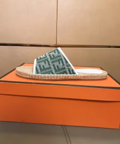 Hochwertige Fendi Herrenpantoffeln Hochwertige Fendi stilvolle Erstklassige Obermaterial