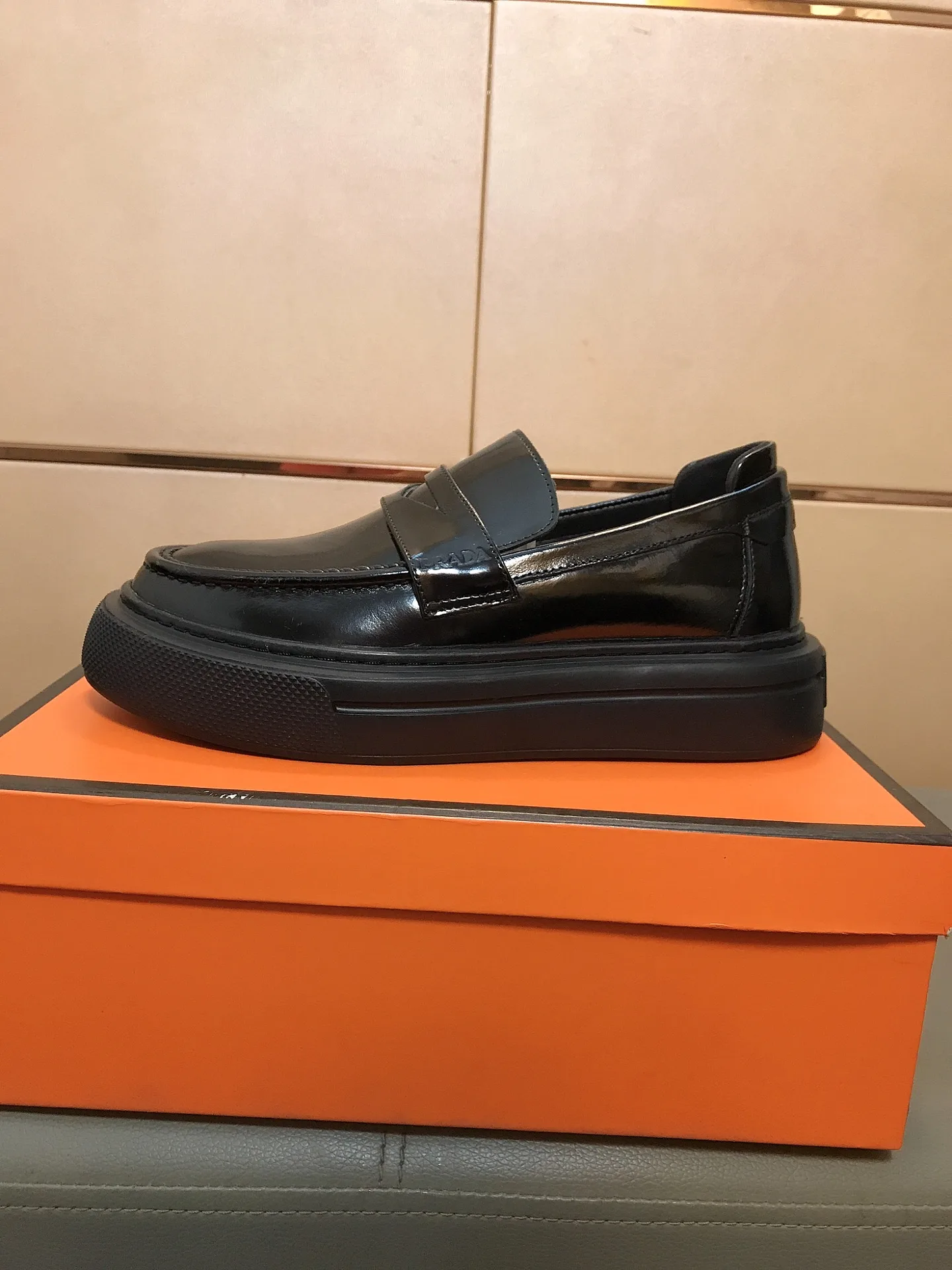 Premium Prada Lederschuhe BusinessLederschuhe Elegante Originale Laufsohle importiertem Gummi