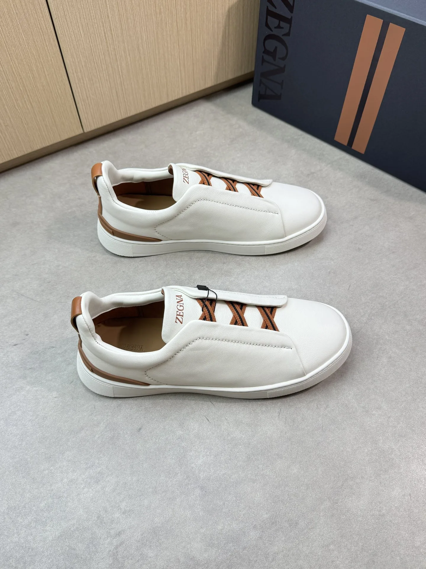 Premium Zegna Turnschuhe Hochwertiges, originelles Design mit wassergefärbtem Futter