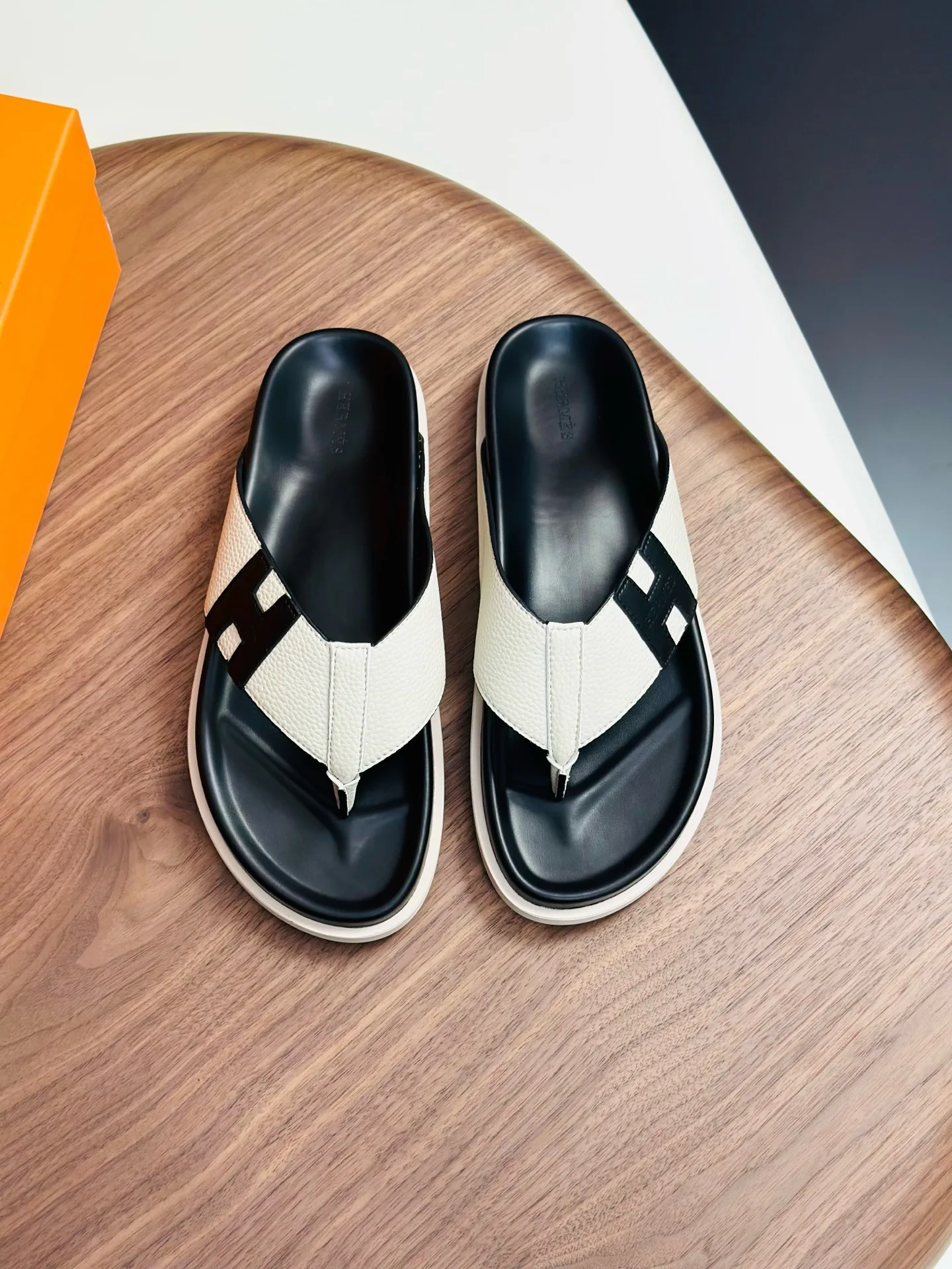 Premium Hermes Hausschuhe Neue Rindsleder rutschfester Stilvoll Größen