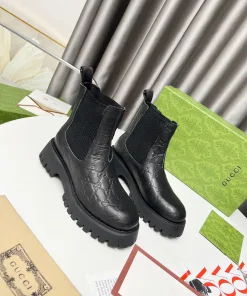High Quality Gucci Dr Martens Stiefel Damenstiefel Preisgarantie ikonische Muster erstrahlt auch