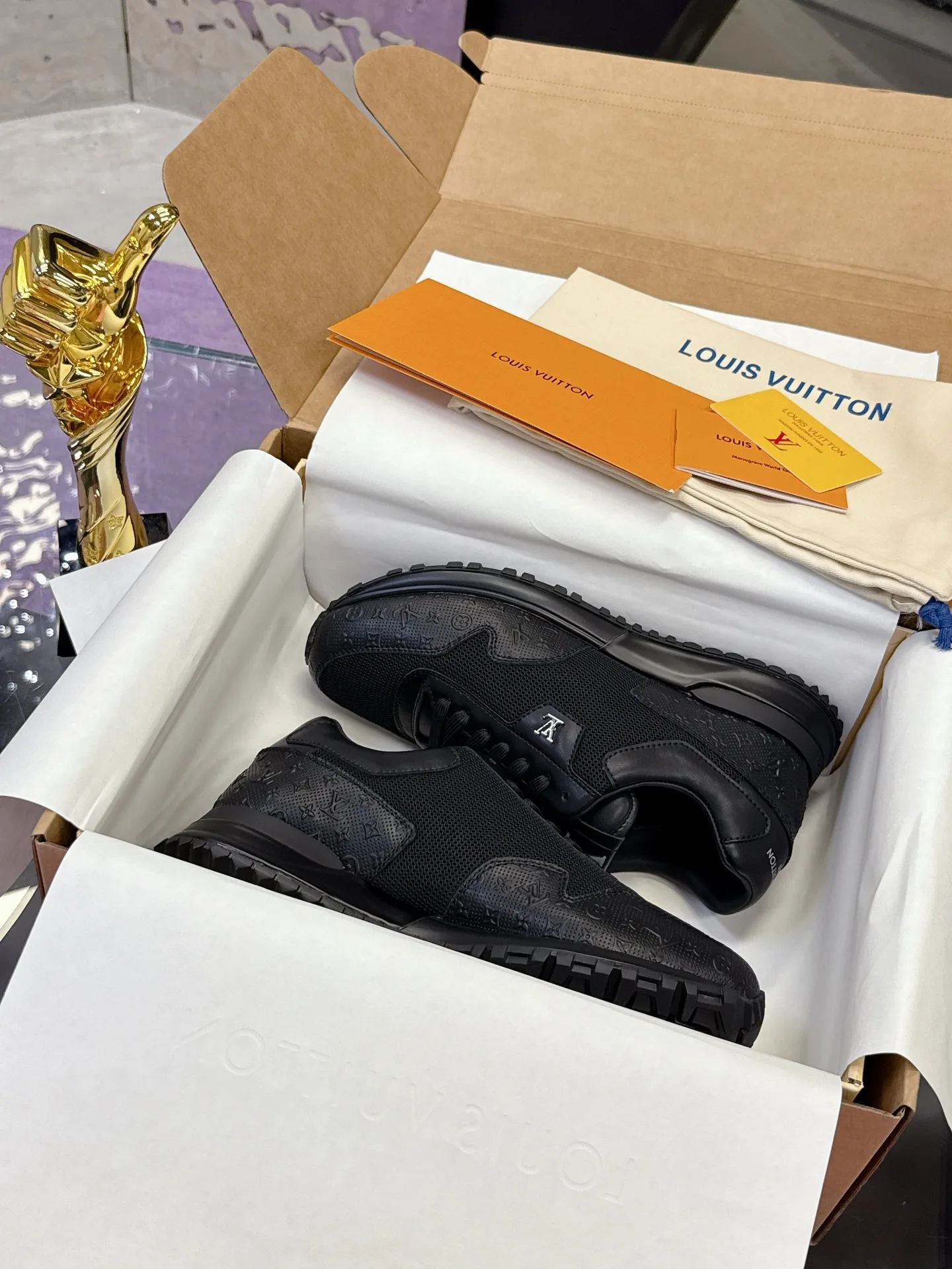 Hochwertige Louis Vuitton Turnschuhe, tatsächlicher Preis der Louis Vuitton Serie