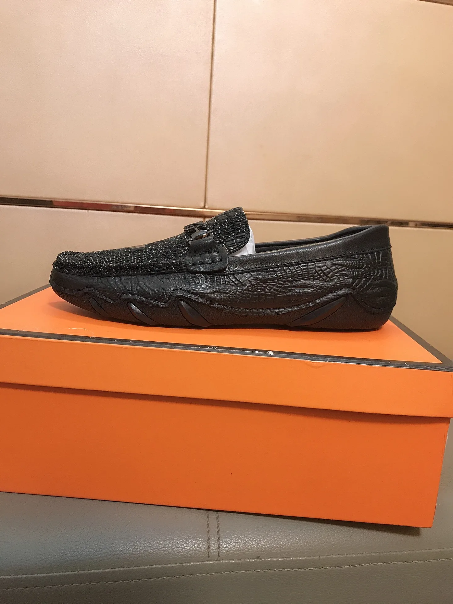 Hochwertiger Armani Loafer Lässige Loafer Obermaterial importiertem Schweinslederfutter
