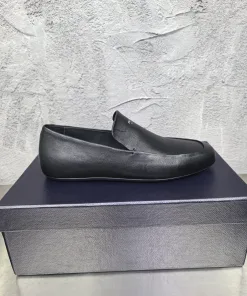 Hochwertige Prada Slipper Herrenlederschuhe Lederschuhe Shuffle Monk Obermaterial importiertem Futter