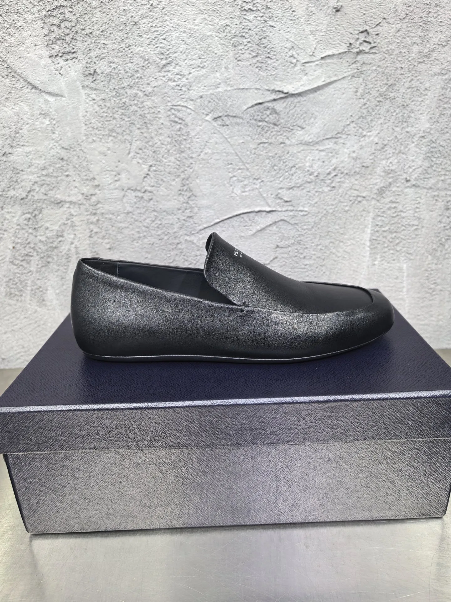 Hochwertige Prada Slipper Herrenlederschuhe Lederschuhe Shuffle Monk Obermaterial importiertem Futter