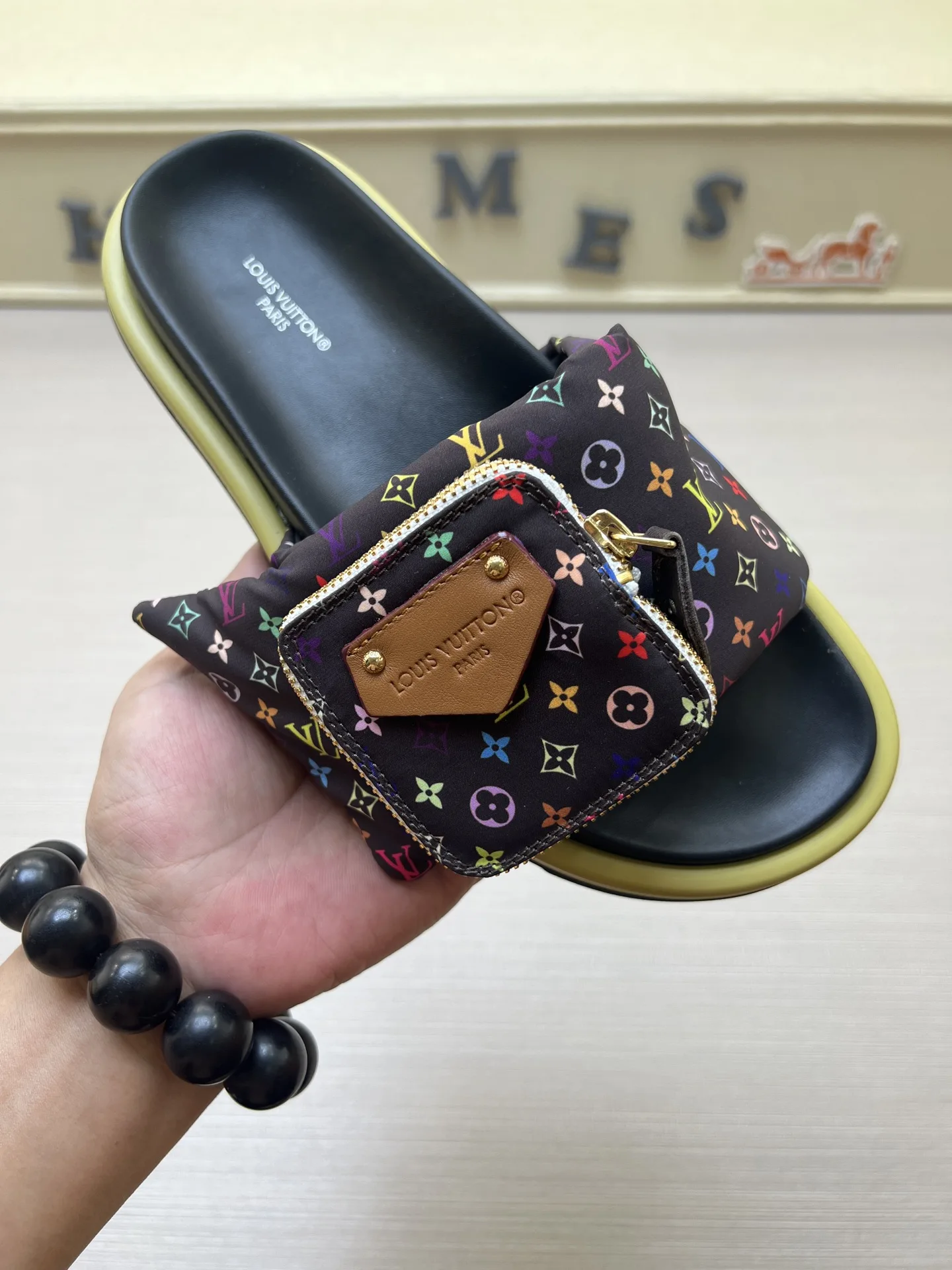 Premium Louis Vuitton Hausschuhe CoupleStyle Schubladenbox Louis neueste bedruckte