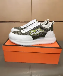 Hochwertige Dior Turnschuhe zweifarbige Gummisohle unterstreichen stylische Diese