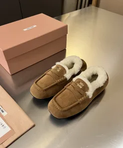 Luxus Miu Miu Loafer Neuheit Loafer Lammwolle Originaldesign Version