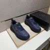 Luxus Prada HerrenFreizeitschuhe im Einzelhandel erhältlich
